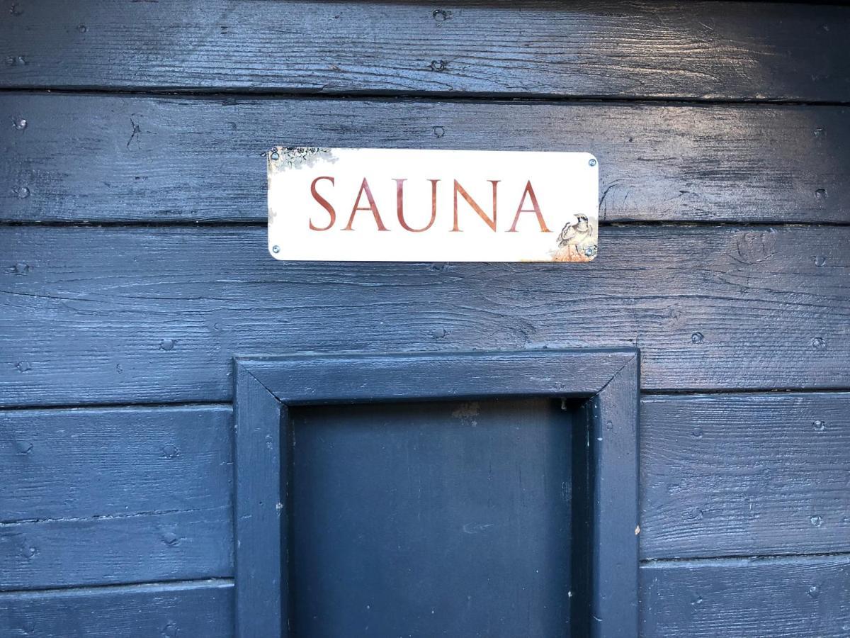 Casa Cuschina - Mit Sauna In Der Schoenen Surselva Dardin Exteriér fotografie