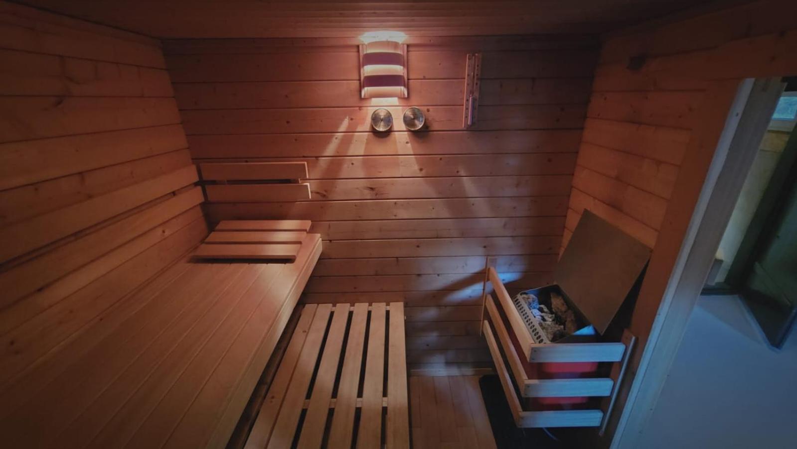 Casa Cuschina - Mit Sauna In Der Schoenen Surselva Dardin Exteriér fotografie
